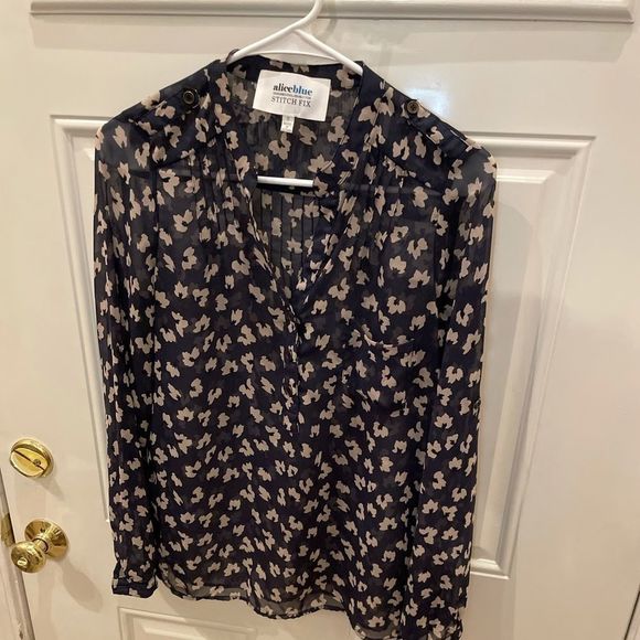 Small Alice Blue Sheer Button Cheetah Top NEW - Picture 12 of 12